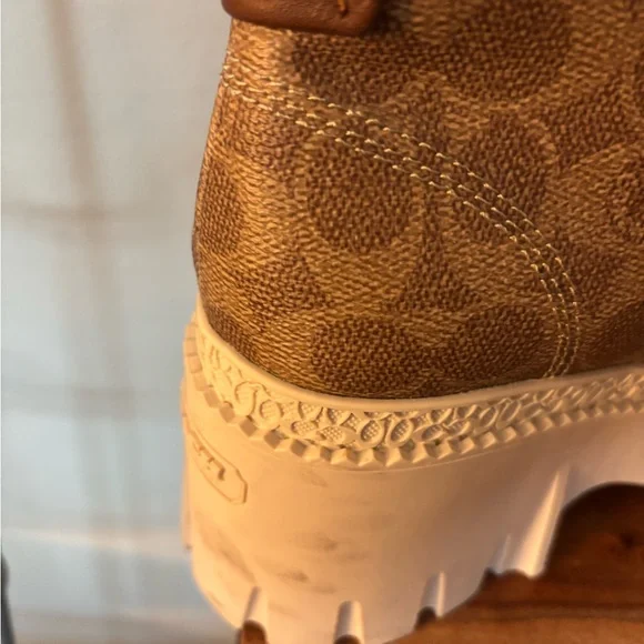 Coach Tan Patterned Boots with Red Laces - Picture 3 of 4